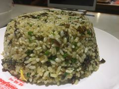 酸菜炒饭-蛙蛙叫干锅年代(簋街总店)