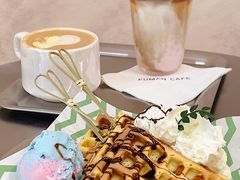 -浮漫咖啡(镜湖万达广场店)