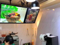 -津椰本·海南正宗椰奶清补凉(店一店)