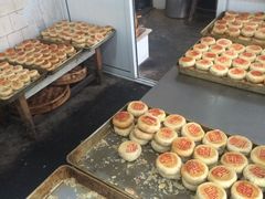月饼-易家桥黄忠明点心铺(易家桥菜市场店)