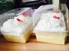 -红宝石·鲜奶小方·海派西点房(金杨店)