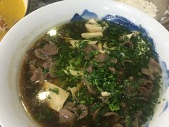爽口腰花-八张桌子(老店)