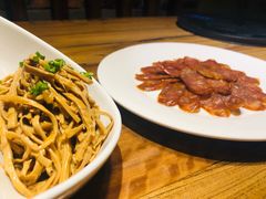湖北农家腊肠-丹江渔村(首都机场店)