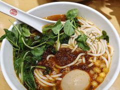 -三千粉牛肉米粉(来客茂店)