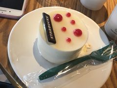 -星巴克臻选(莘庄仲盛店)
