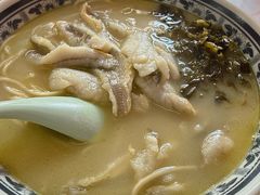 招牌黄鱼面-明呈黄鱼面馆(斜土路店)