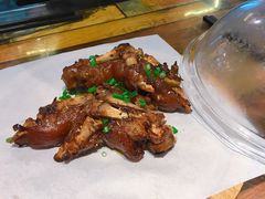整只烤猪蹄-金谷园饺子·烧烤·家宴(人大总店)