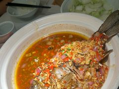 -费大厨辣椒炒肉(高铁吾悦广场店)