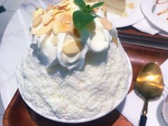 榴莲肉加榴莲冰淇淋-丹礼糖甜品