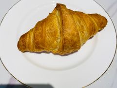 -Fridi Patisserie Cafe