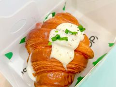 早餐肉蛋可颂-PAOPAO Bakery&Café(港汇店)