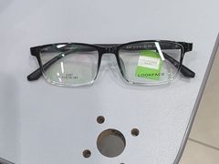 -美式眼镜·授权蔡司.依视路.尼康.豪雅.明月(南翔印象城店)