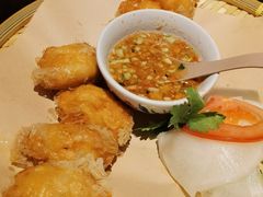 -大头虾越式风味餐厅(光明广场店)