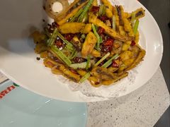 -巧克力渔家.小船海鲜胶东菜(万平口店)