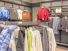 -首创奥特莱斯(西安店)