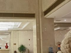 -兴芮温泉度假区