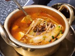 泡菜肥牛汤-本炙炭烤·蒲烧活鳗料理店(金沙洲店)