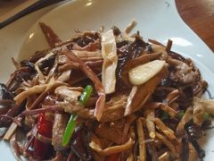 -小厨子私房菜·云南美食店