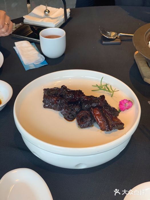 鲁采LU STYLE(新天地店)文火煨山东黑牛图片