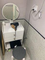 -苗方清颜·祛痘皮肤管理