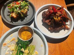 -SHAN山(前滩太古里店)