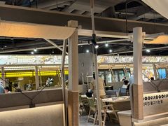 -蚂蚁洞·烤肉大营地(上海静安大悦城店)