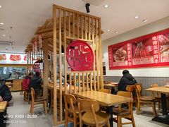 -南城香·饭香串香馄饨香(青年路店)