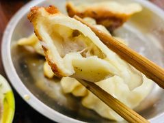 -黄阿姨锅贴大王(万航渡路店)