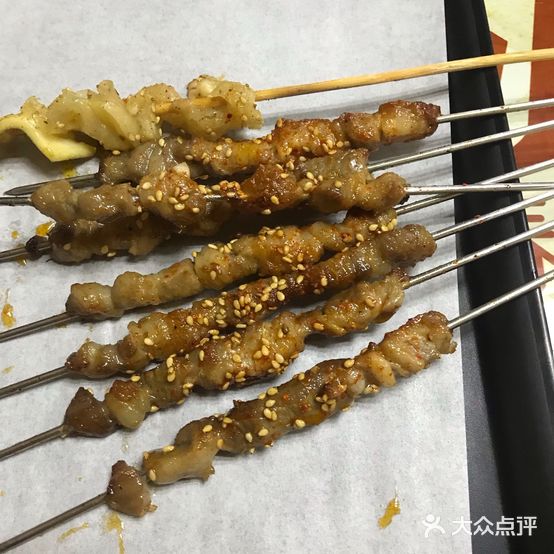小吴地摊烧烤