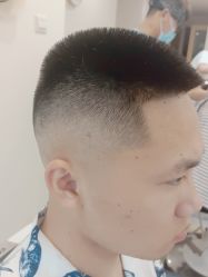 -韦恩先生Barbershop英式男士理发馆
