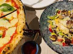 双拼披萨-Primo·丽莫意大利窑烤披萨