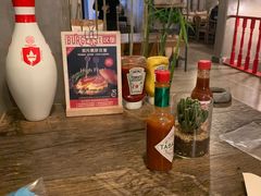 -HIGH FIVE哈福手工汉堡(桂林路店)