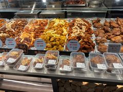 -胖东来生活广场(健康路店)