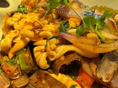 -大头虾越式风味餐厅(光明广场店)