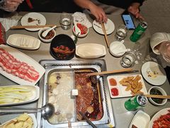 -海底捞火锅(新松江路店)