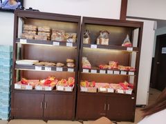 零售区-红宝石·鲜奶小方·海派西点房(南丹店)