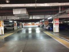 -万象城-停车场