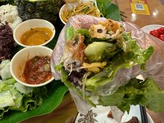-沐毫傣泐云南菜孔雀宴•手抓饭傣味烧烤(曼听公园店)