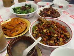 -堂瓦里·33年传统赣菜(第一街区店)