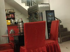 -老石黑山羊毛驴肉火锅(金凯广场店)