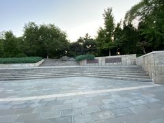 -玲珑塔公园