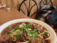-清真吴记门钉肉饼·喜多利