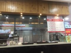 -南城香·饭香串香馄饨香(青年路店)