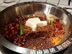 -贤合庄卤味火锅(时代广场店)