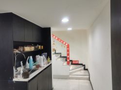 -乾健·烫染·接发SALON