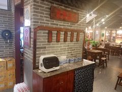 -湘下佬·老长沙吃货铺(酃湖万达店)