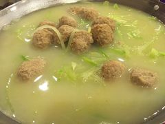 锅仔萝卜羊肉丸子-大眼锅贴水饺(河东店)
