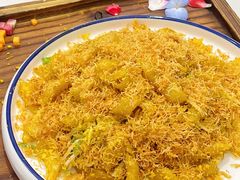 -榕树下海鲜馆(坪山路店)