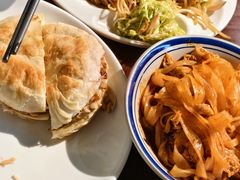 -艳阳天民俗村(公园路店)