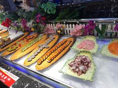 -釜御山海鲜烤肉火锅自助(新城市中心店)